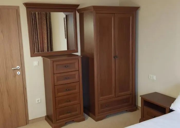 Apartment феста първа линия *